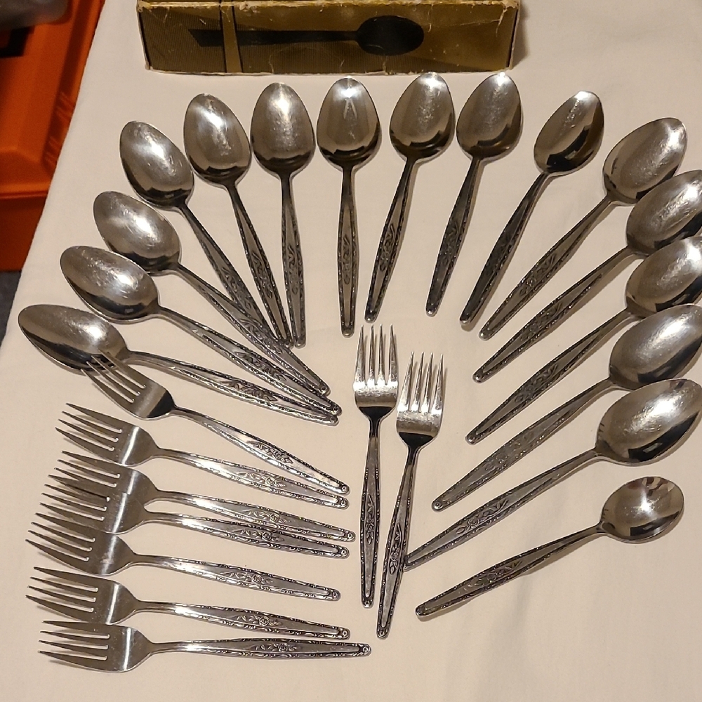 Interpur Stainless Steel Rose Pattern Flatware Spoons Forks Vintage Korea 25
